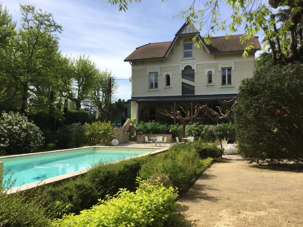 Hotel De Charme L'Oree Du Parc โรม็อง-ซูร์-อีแซร์ ภายนอก รูปภาพ