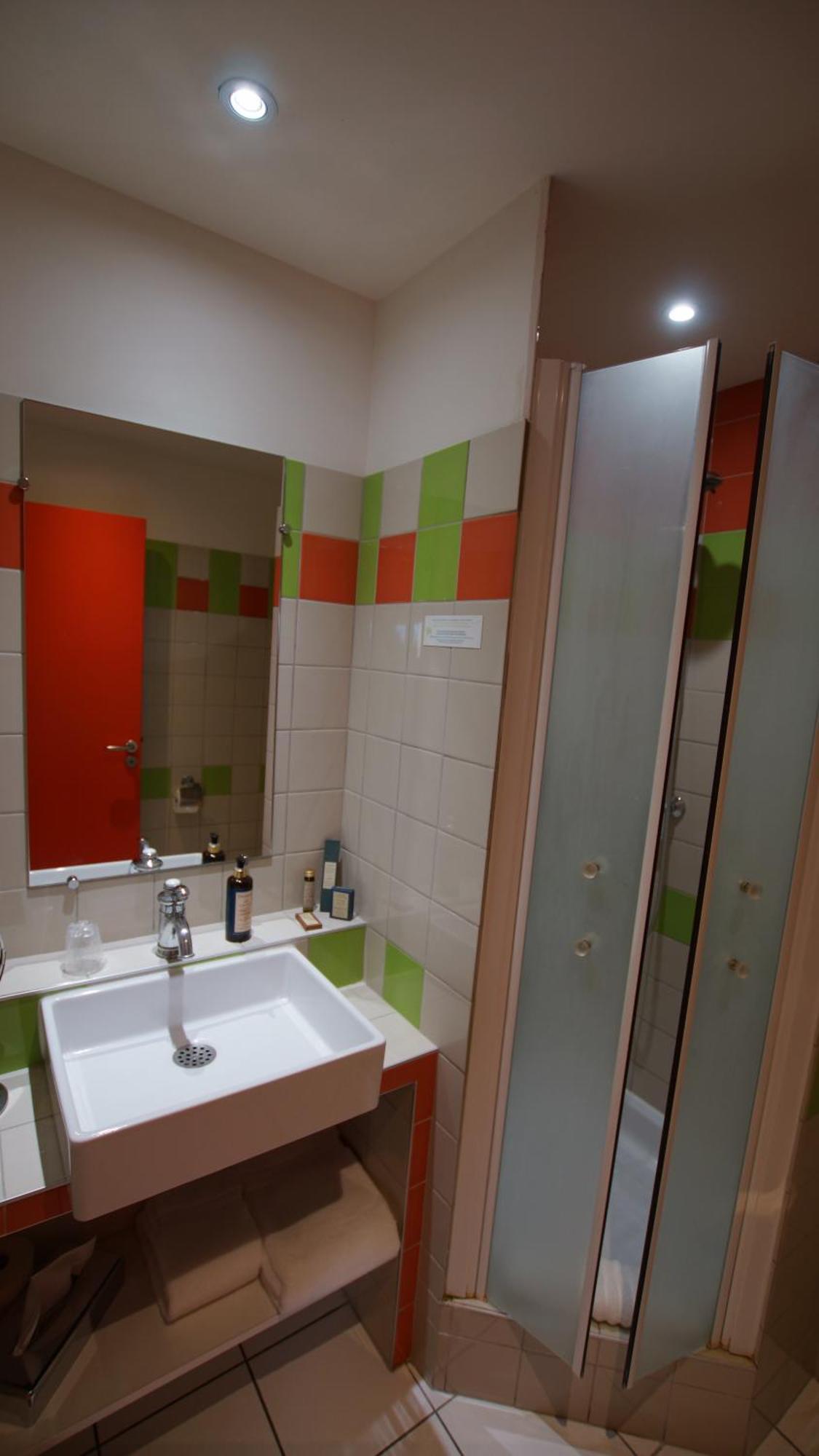 Hotel De Charme L'Oree Du Parc โรม็อง-ซูร์-อีแซร์ ภายนอก รูปภาพ