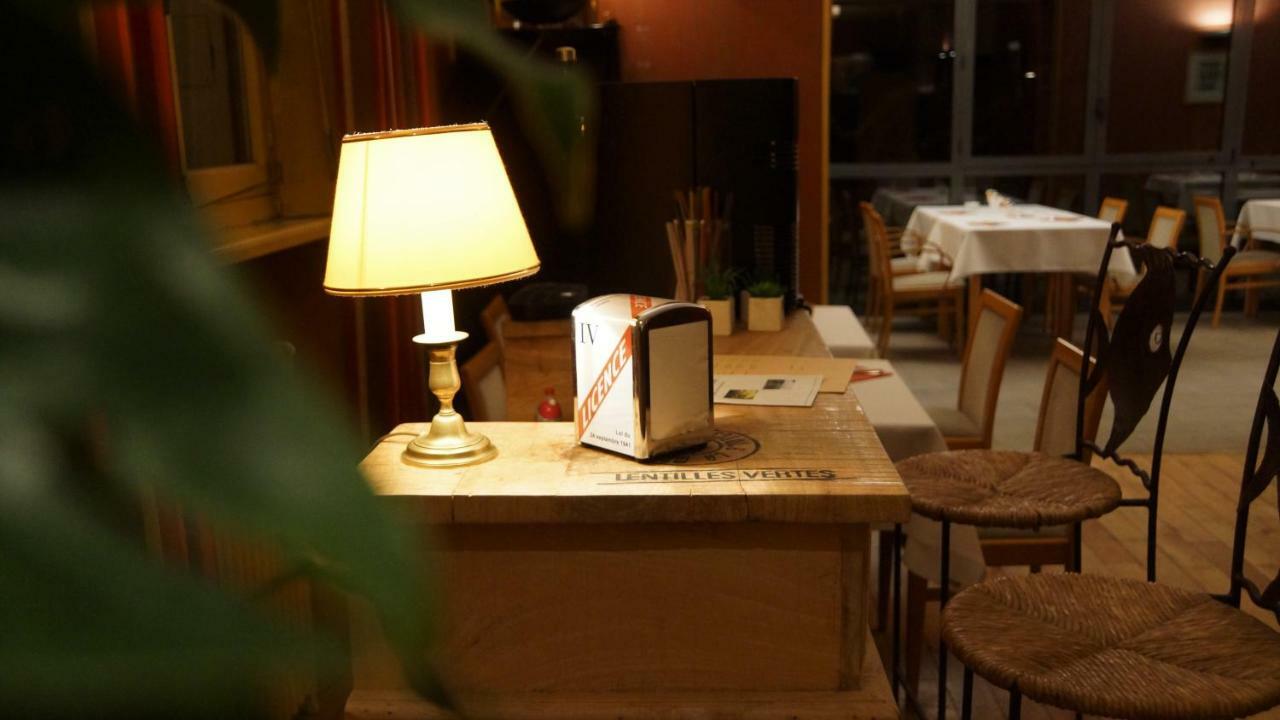 Hotel De Charme L'Oree Du Parc โรม็อง-ซูร์-อีแซร์ ภายนอก รูปภาพ